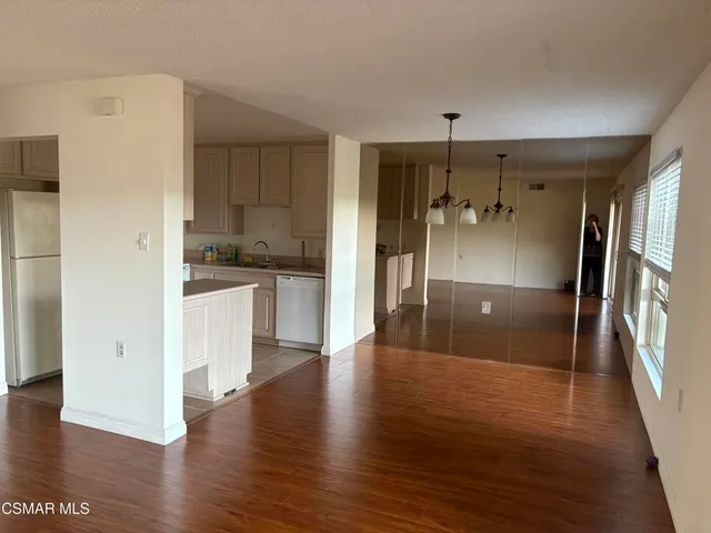 $430,000 | 324 Chestnut Hill Court, Unit 14, Thousand Oaks, CA 91360