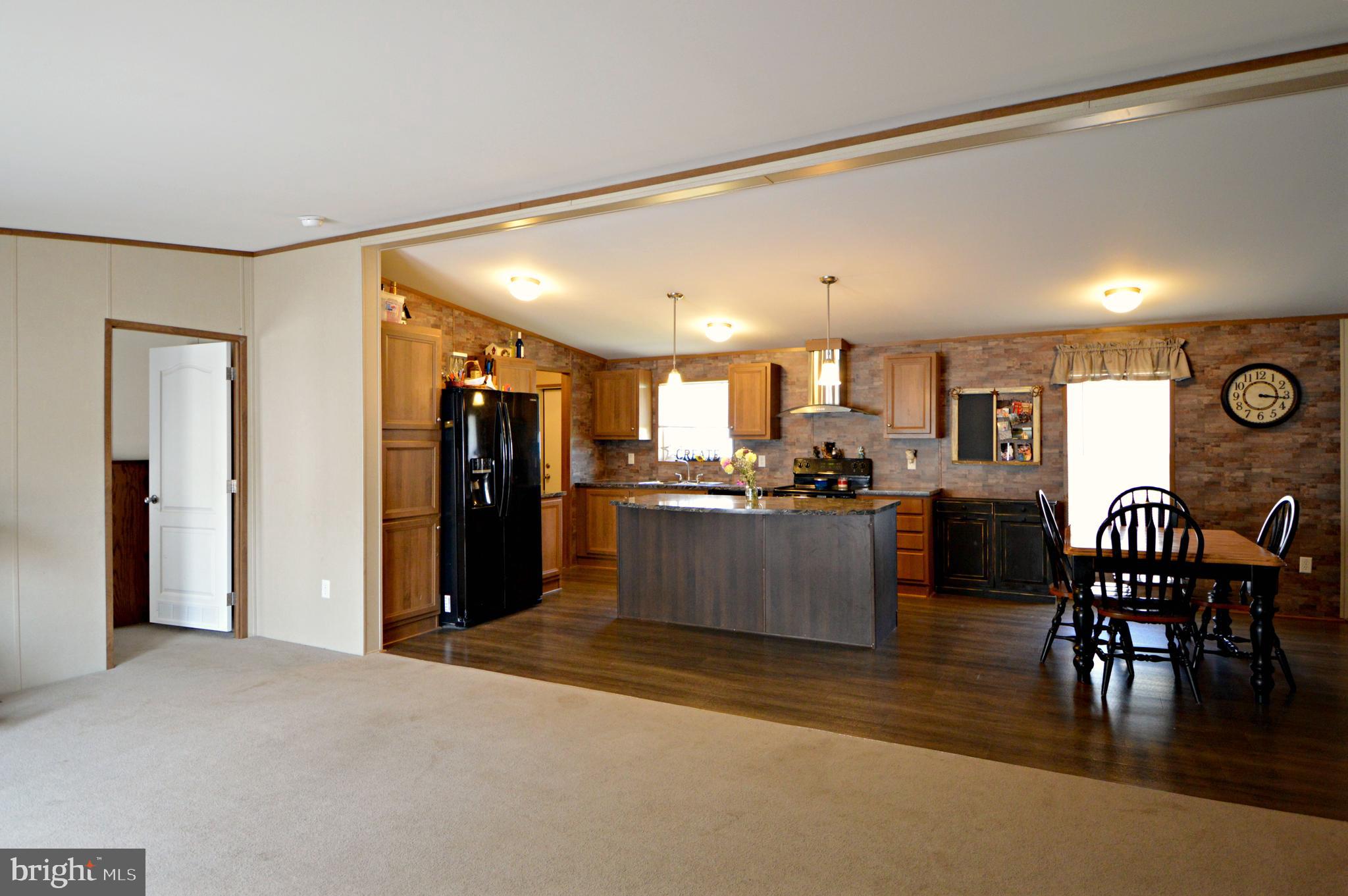 677 Cassel Road Manchester, PA 17345 - Photo 4 of 19 Gallery Image 4