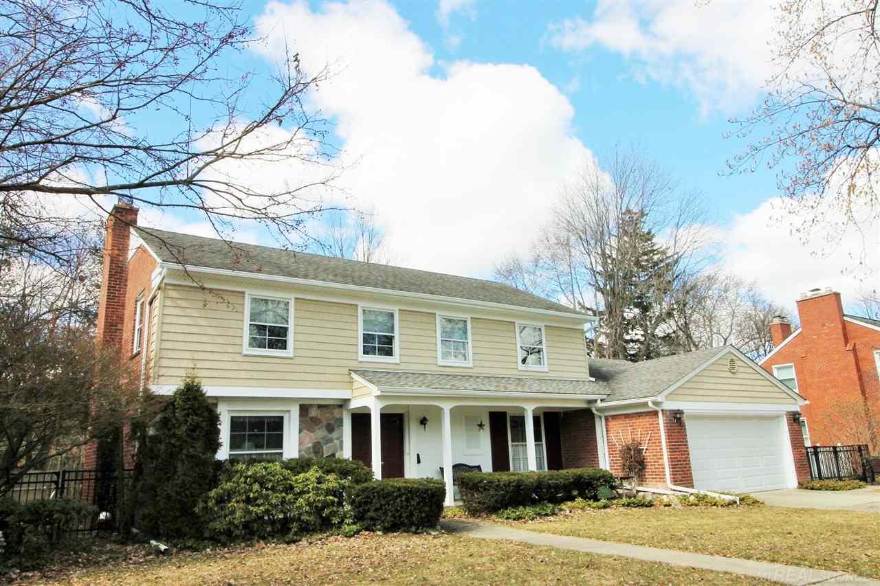 1005 Bedford Road Grosse Pointe Park, MI 48230 - Photo 1 of 45
