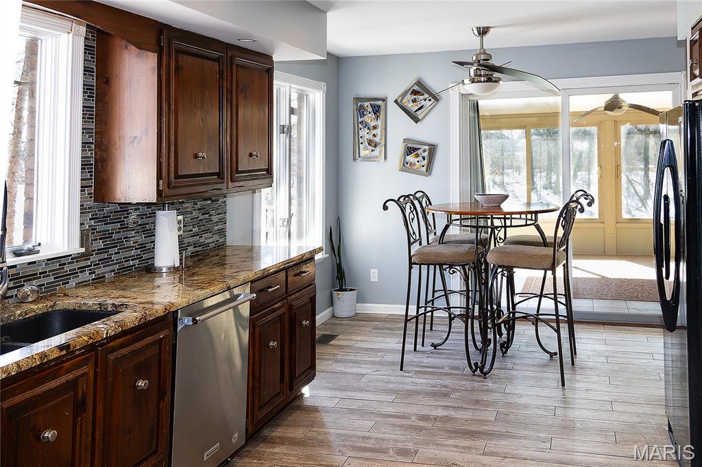 8720 Possum Hill Road Worden, IL 62097 - Photo 14 of 33