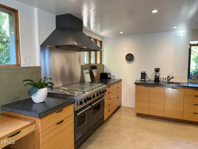 $13,500 | 3551 Dixie Canyon Place, Los Angeles, CA 91423