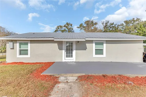 $275,000 | 2121 Woodland Drive, Apopka, FL 32703