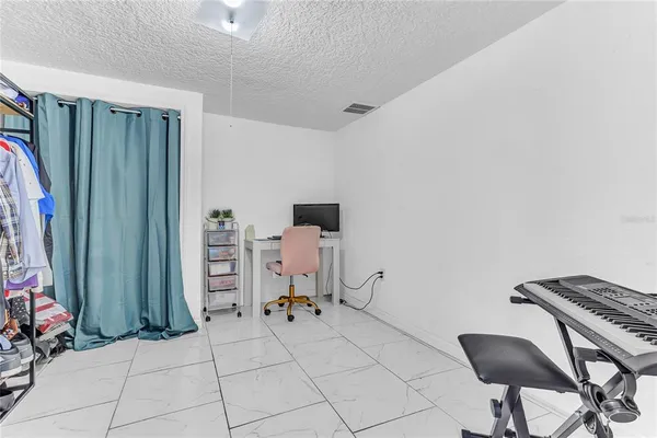 $275,000 | 2121 Woodland Drive, Apopka, FL 32703