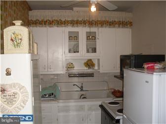 119 St Laurence Road Upper Darby, PA 19082 - Photo 8 of 12 Unit #2