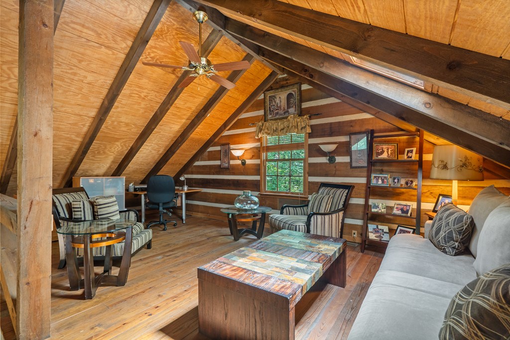 136 Honeysuckle Way Blue Ridge, GA 30513 - Photo 15 of 35