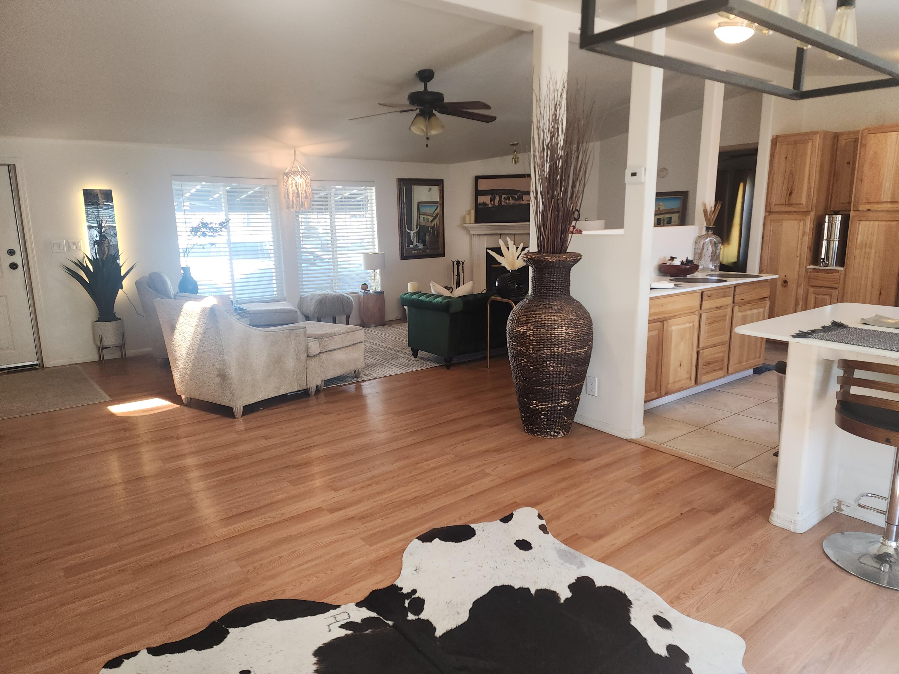 dining towards livingroom