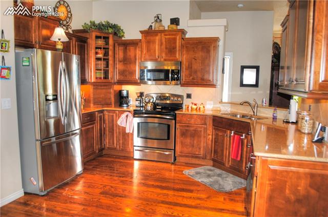 7603 Wichita Ridge Point Colorado Springs, CO 80923 - Photo 10 of 25