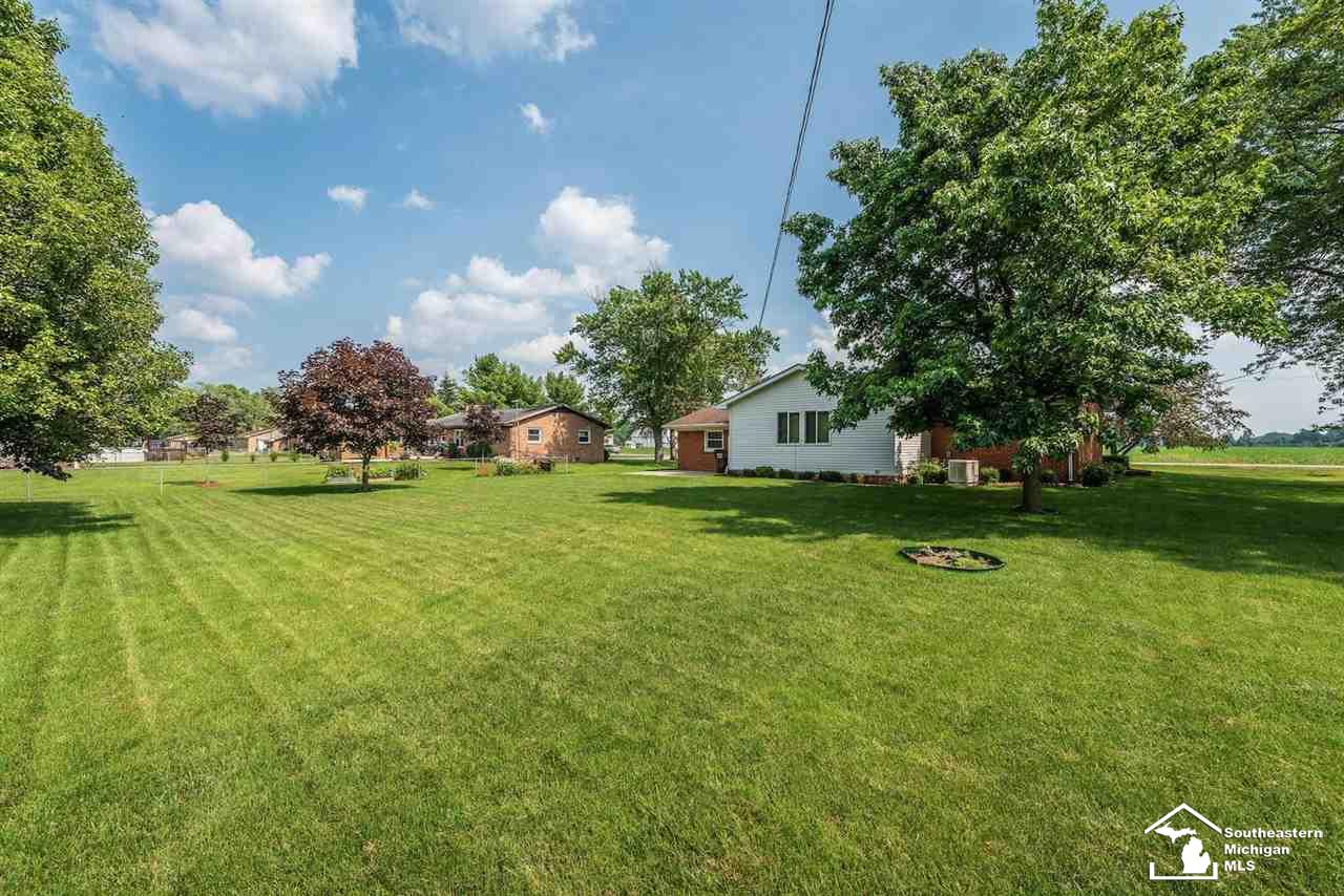 2152 West Rauch Temperance, MI 48182 - Photo 22 of 24