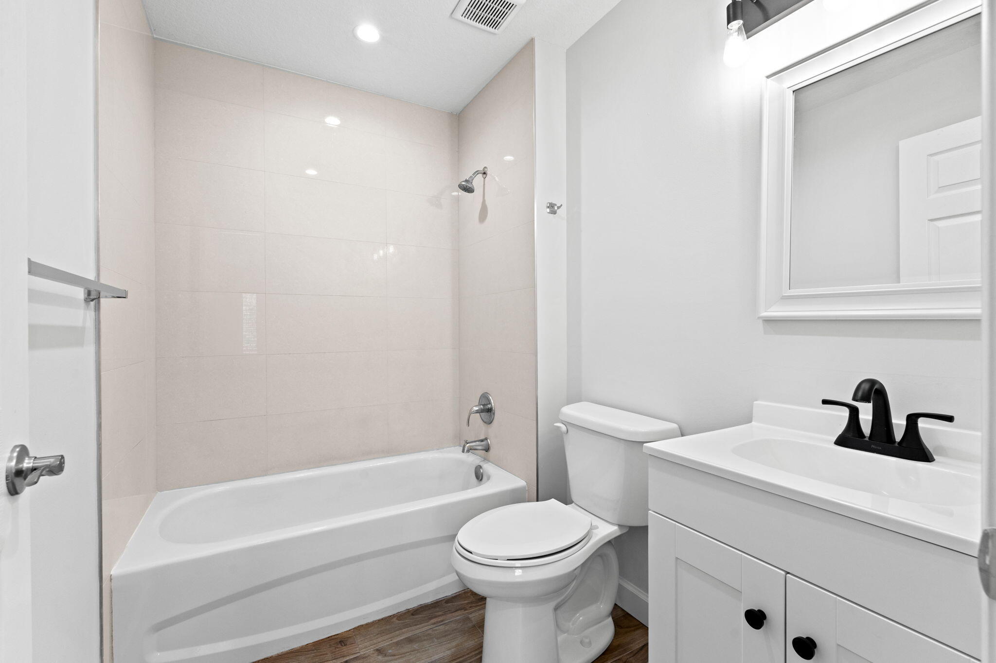 56 West 12th Street, Unit D Riviera Beach, FL 33404 - Photo 20 of 30 28-web-or-mls-A7406973