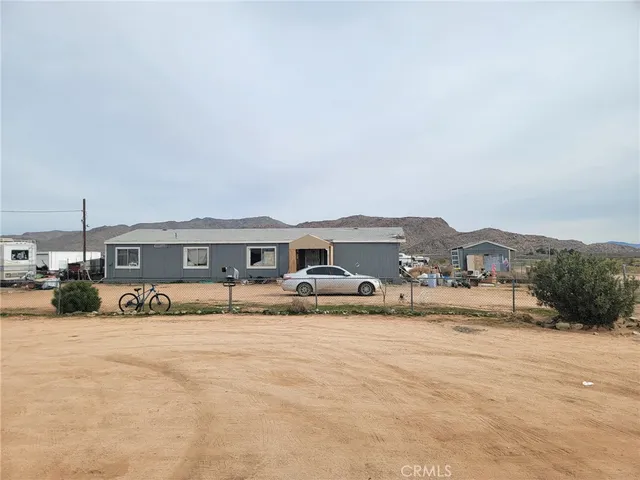 $300,000 | 13033 Joshua Road, Apple Valley, CA 92308