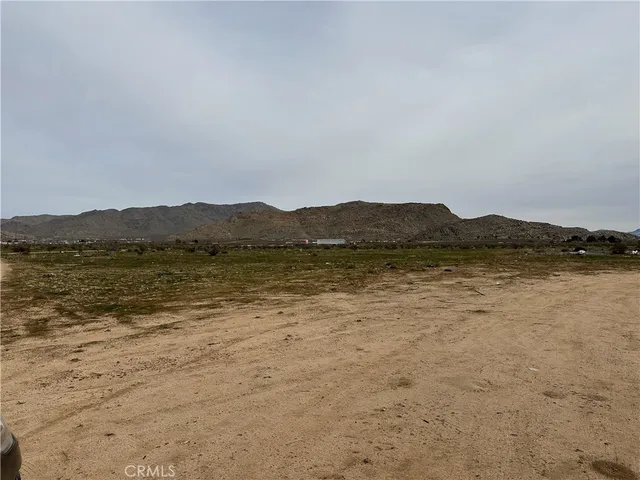 $300,000 | 13033 Joshua Road, Apple Valley, CA 92308