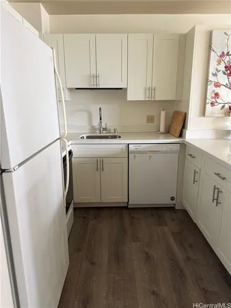 $1,600 | 55 South Kukui Street, Unit D1613, Honolulu, HI 96817
