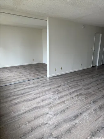 $1,600 | 55 South Kukui Street, Unit D1613, Honolulu, HI 96817