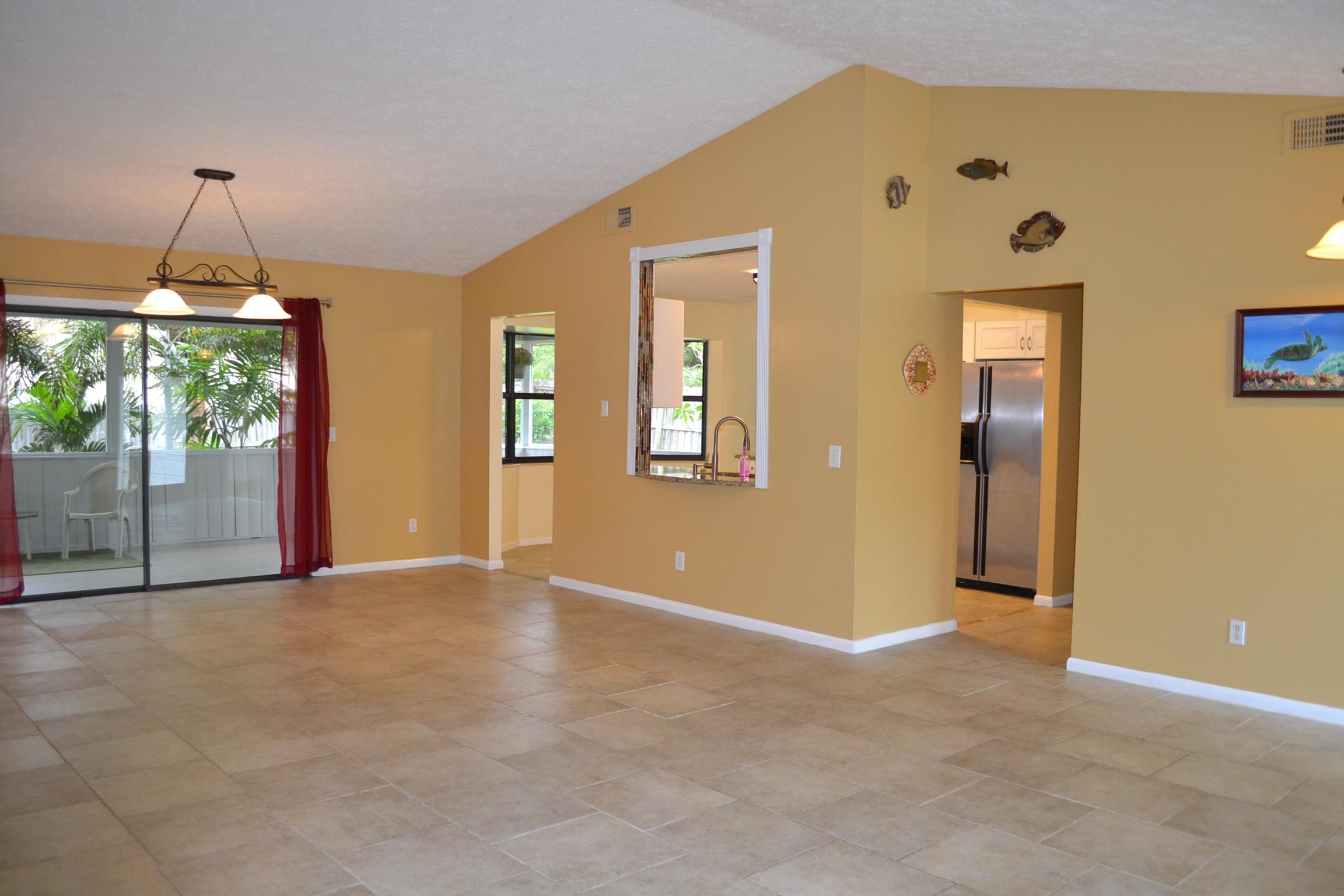 2198 Southeast Dolphin Road Port St. Lucie, FL 34952 - Photo 12 of 35 063