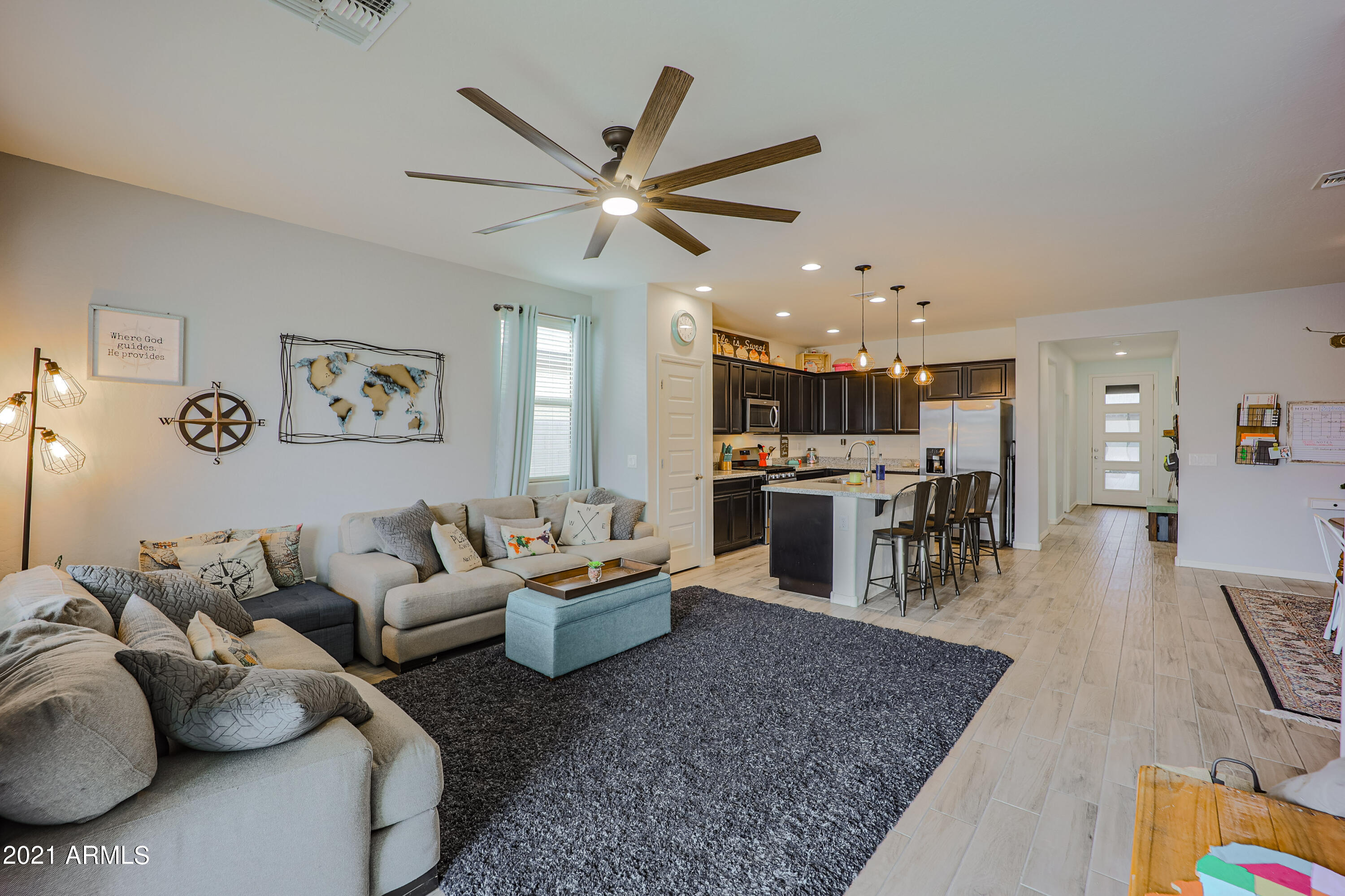 17732 West Sandy Road Goodyear, AZ 85338 - Photo 5 of 41 Great Room
