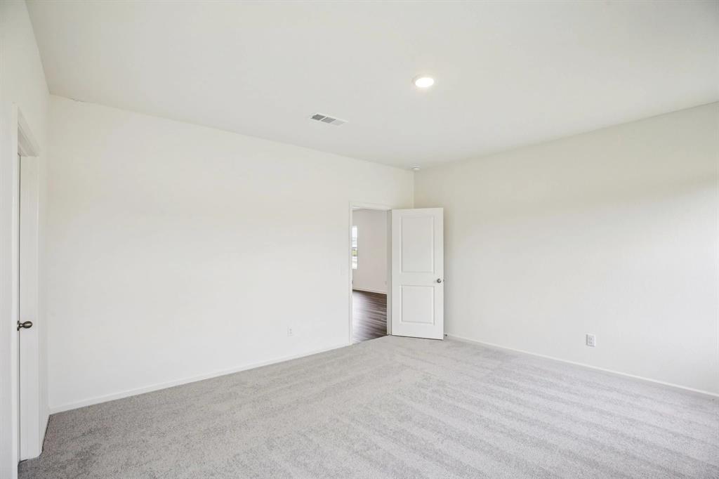 2441 Rambler Drive Ponder, TX 76259 - Photo 14 of 20 Glimmer