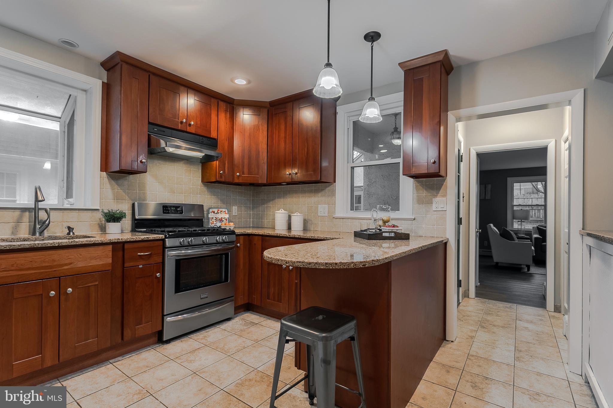 541 Kathmere Road Havertown, PA 19083 - Photo 8 of 27