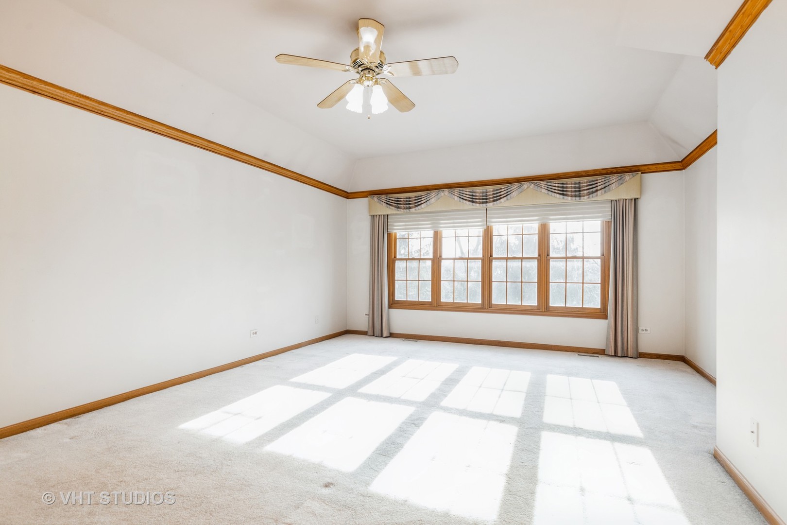 2811 Federal Court Crystal Lake, IL 60012 - Photo 15 of 20