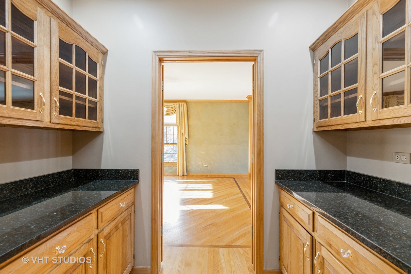 2811 Federal Court Crystal Lake, IL 60012 - Photo 10 of 20