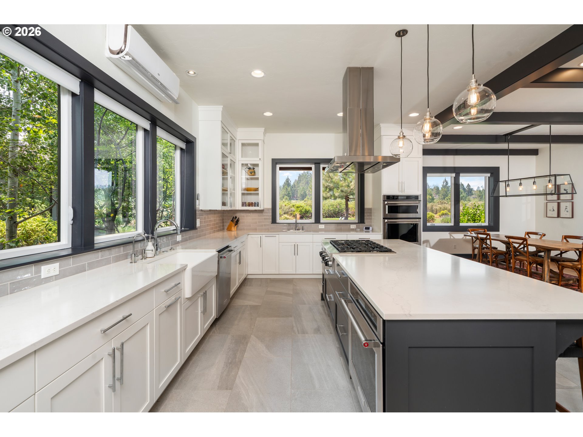 61341 Southwest Bonneville Loop Bend, OR 97702 - Photo 24 of 48