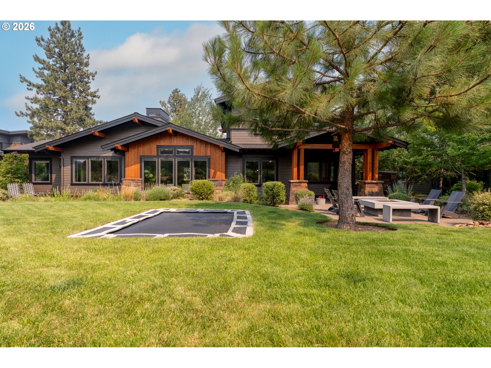 61341 Southwest Bonneville Loop Bend, OR 97702 - Photo 43 of 48