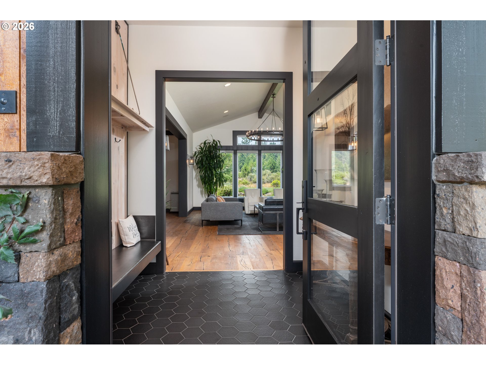 61341 Southwest Bonneville Loop Bend, OR 97702 - Photo 5 of 48