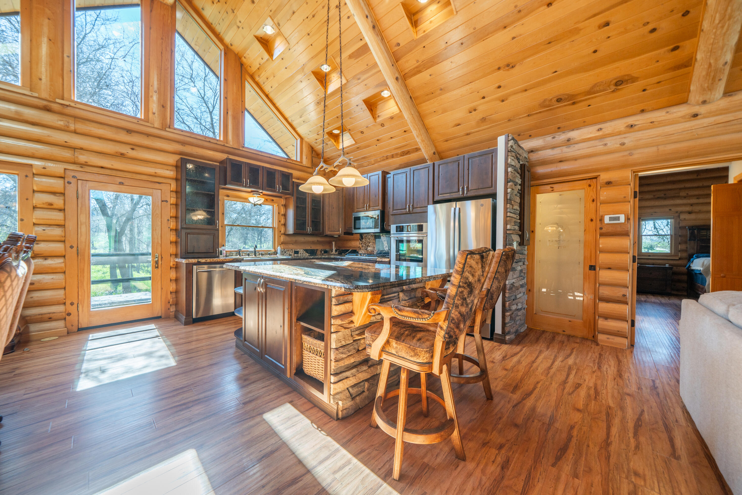 11875 Oak Run Road Oak Run, CA 96069 - Photo 11 of 127 11875 Oak Run Rd-26