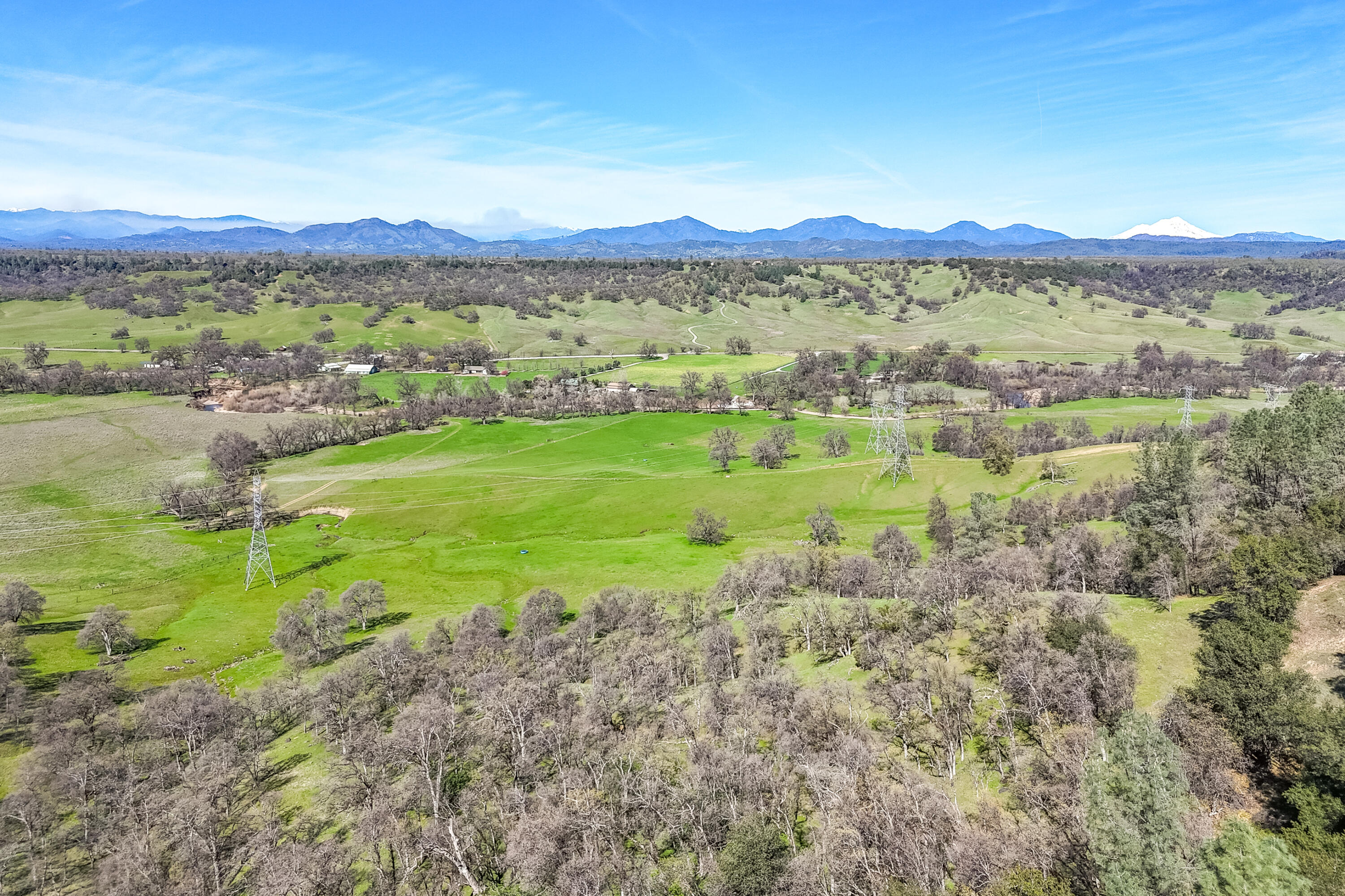 11875 Oak Run Road Oak Run, CA 96069 - Photo 116 of 127 a view of a town with mountains in the background
