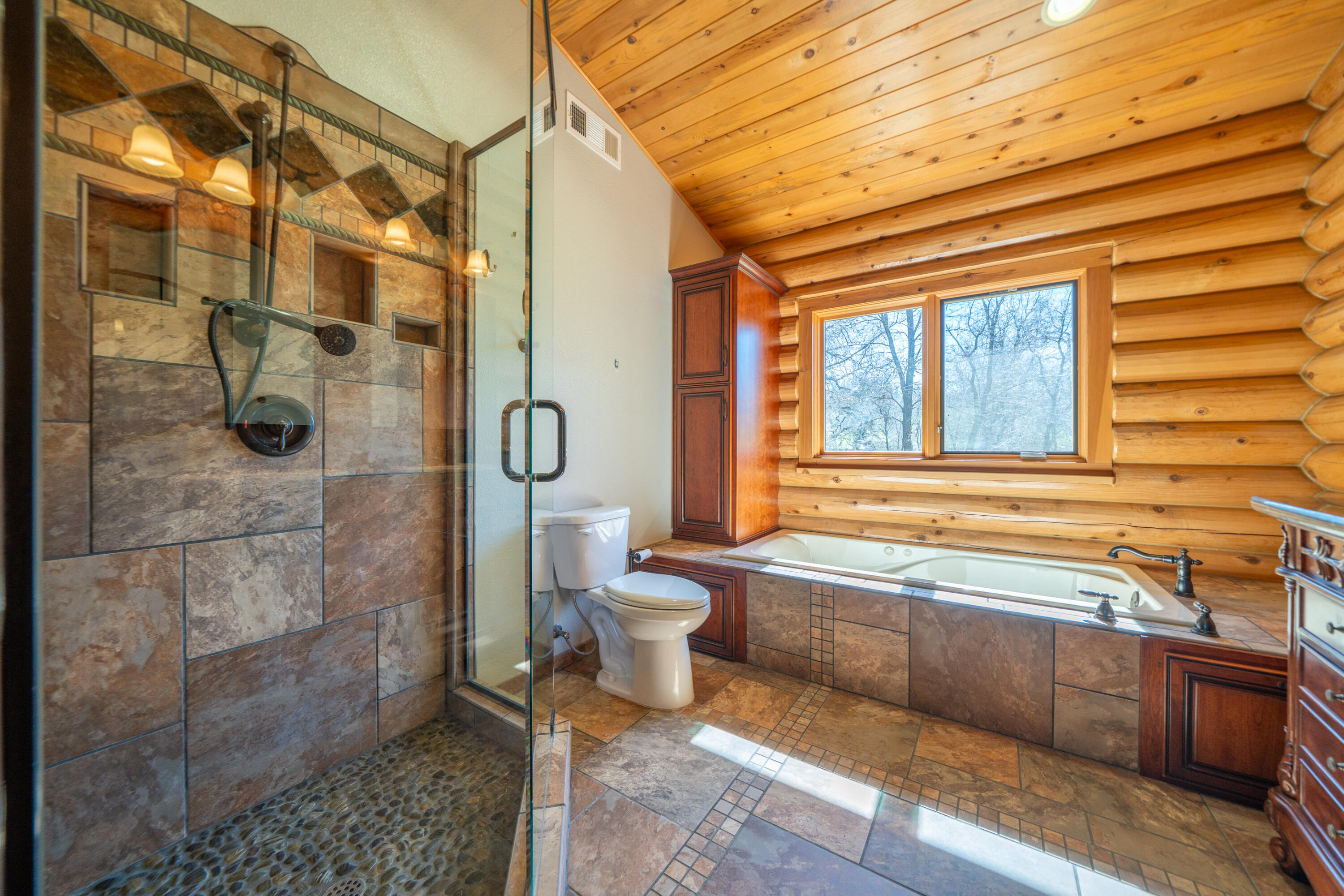 11875 Oak Run Road Oak Run, CA 96069 - Photo 23 of 127 11875 Oak Run Rd-39