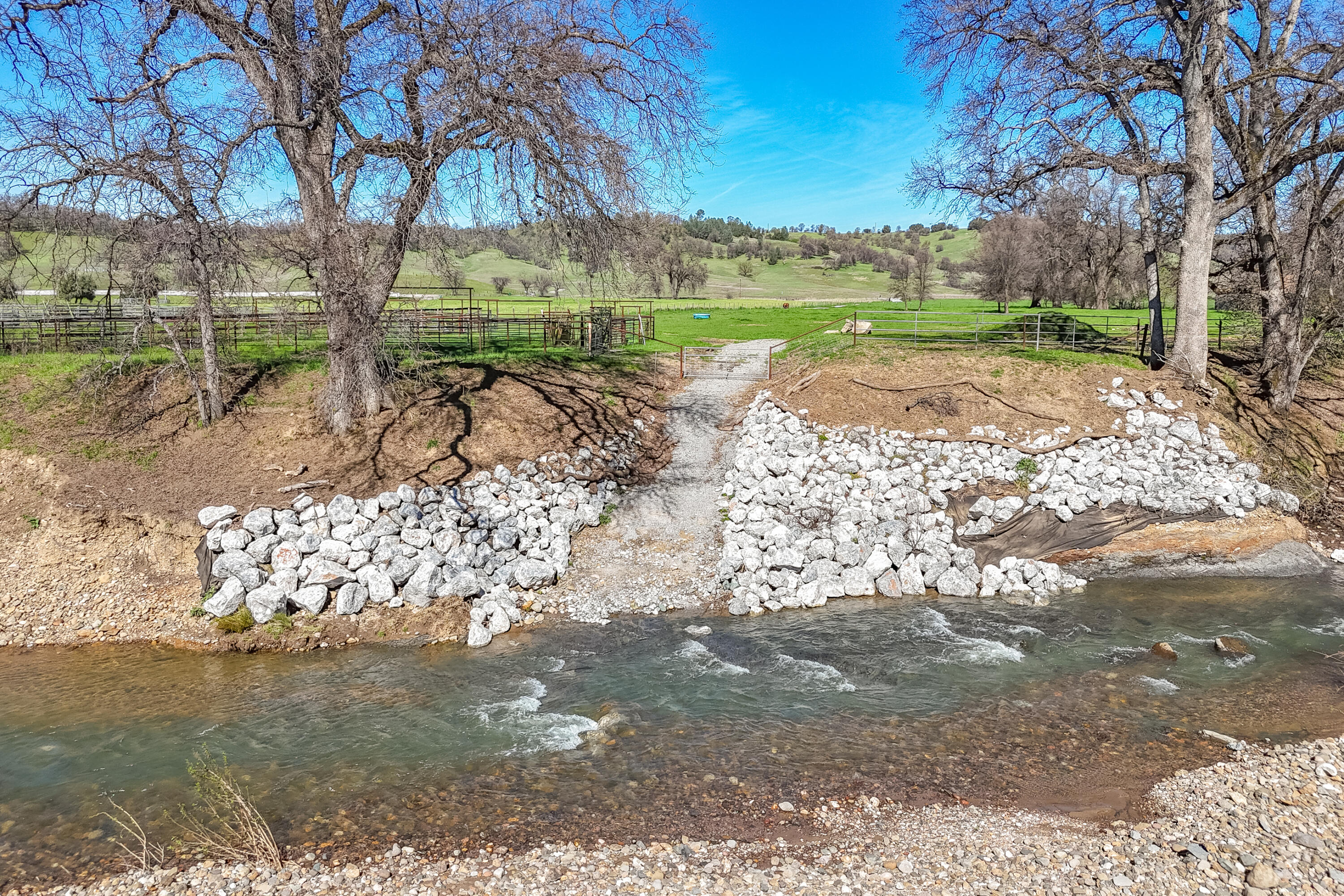 11875 Oak Run Road Oak Run, CA 96069 - Photo 98 of 127 a view of a yard with an outdoor space