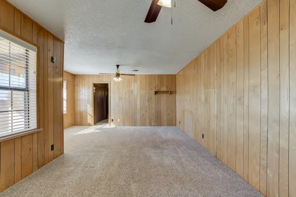 $300,000 | 1651 Bear Road, Levelland, TX 79336
