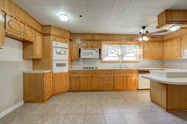 $300,000 | 1651 Bear Road, Levelland, TX 79336