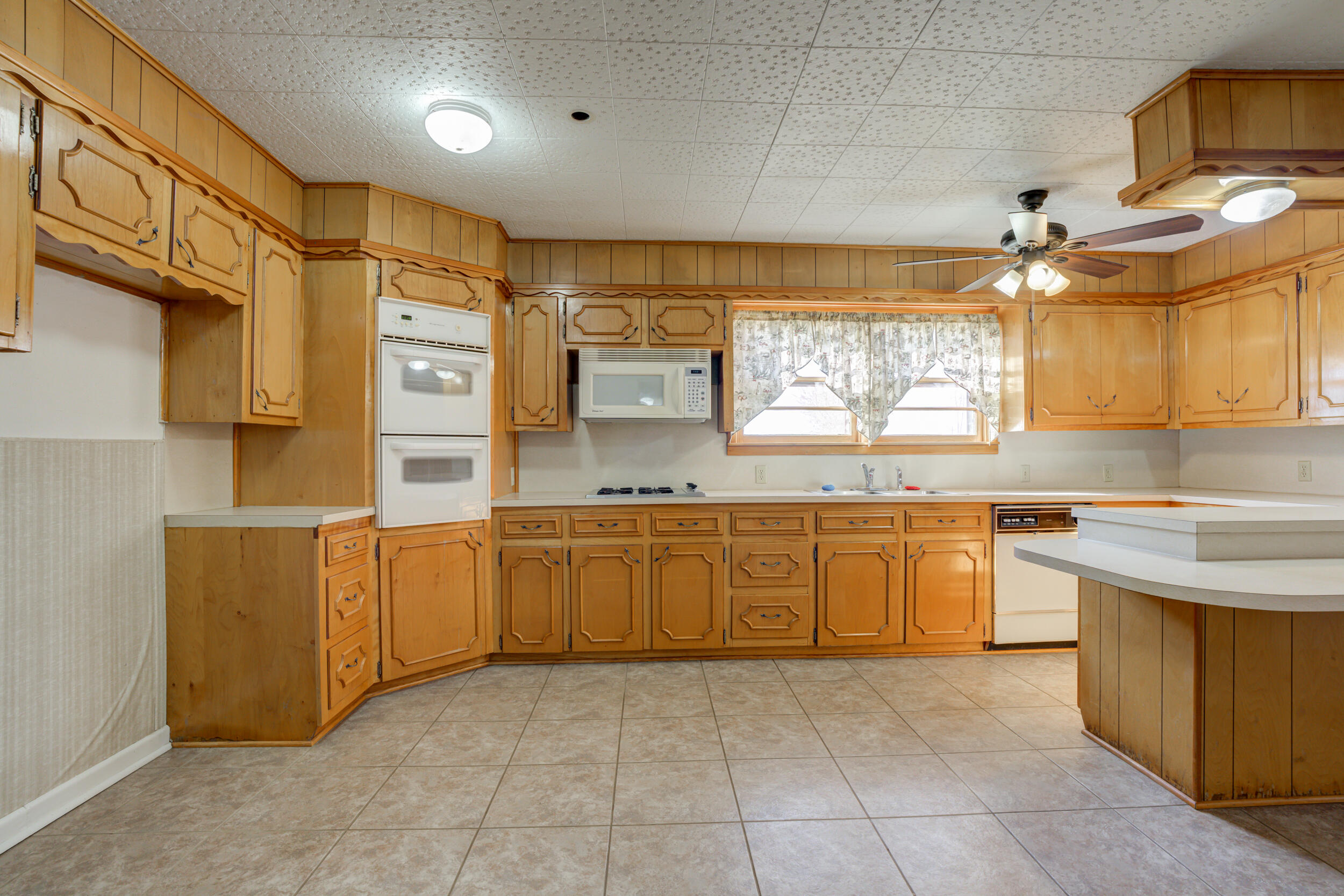 1651 Bear Road Levelland, TX 79336 - Photo 18 of 57 DSC01093_4_5_6_7