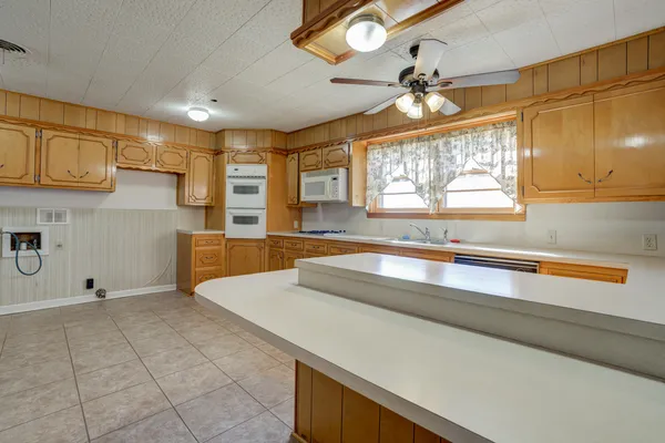 $300,000 | 1651 Bear Road, Levelland, TX 79336
