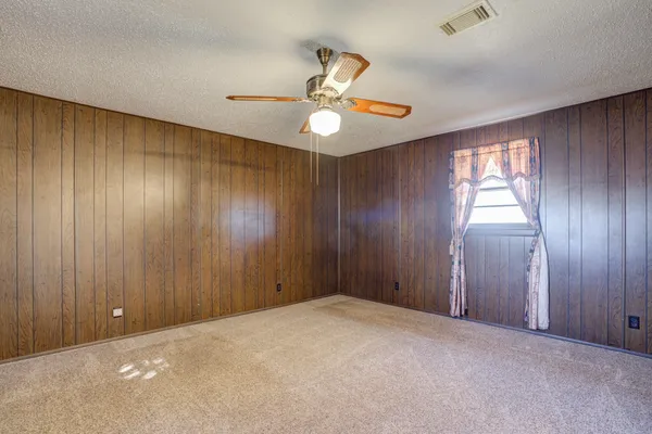 $300,000 | 1651 Bear Road, Levelland, TX 79336