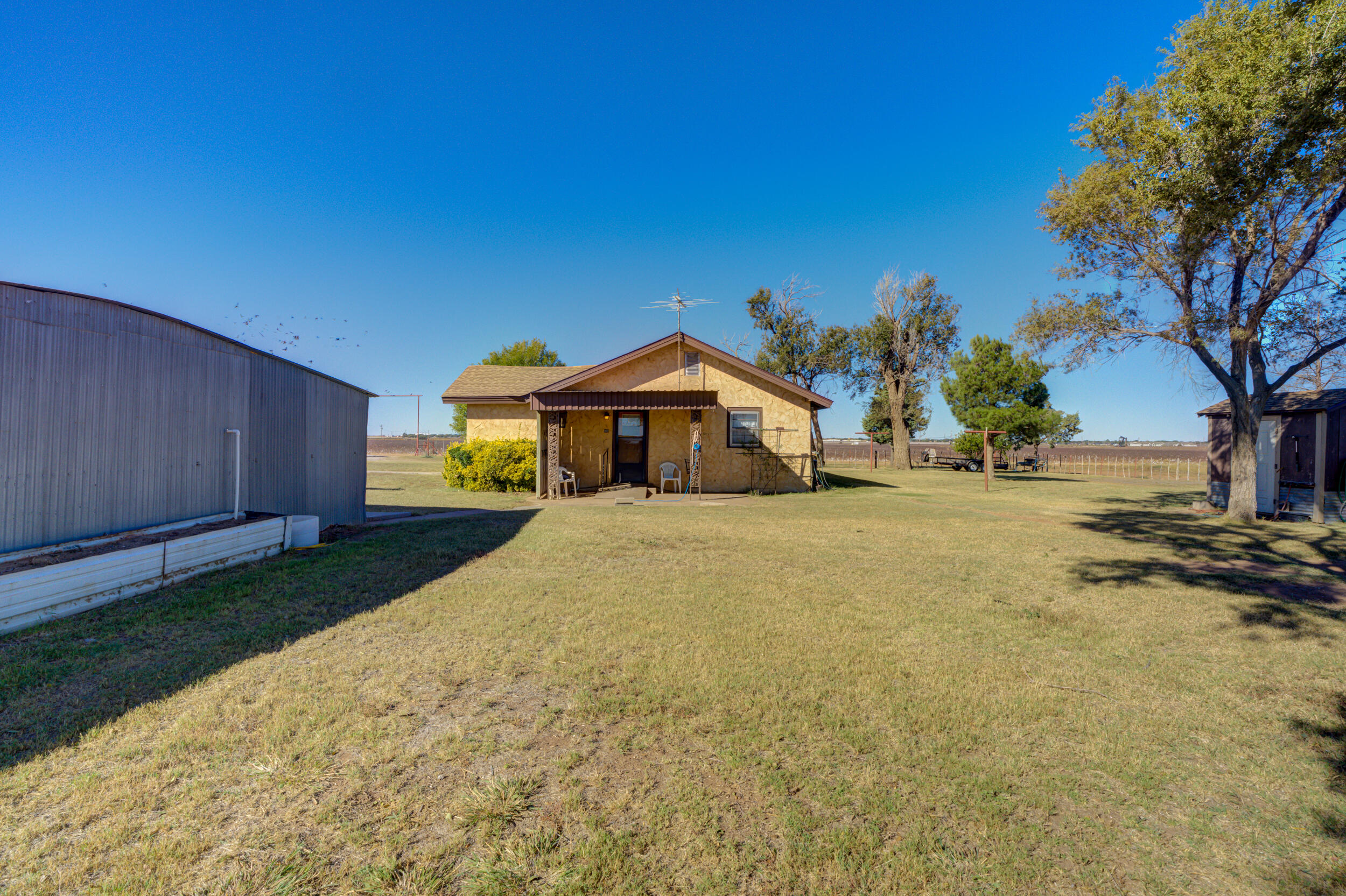 1651 Bear Road Levelland, TX 79336 - Photo 40 of 57 DSC01153_4_5_6_7