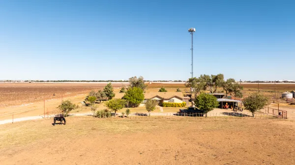 $300,000 | 1651 Bear Road, Levelland, TX 79336