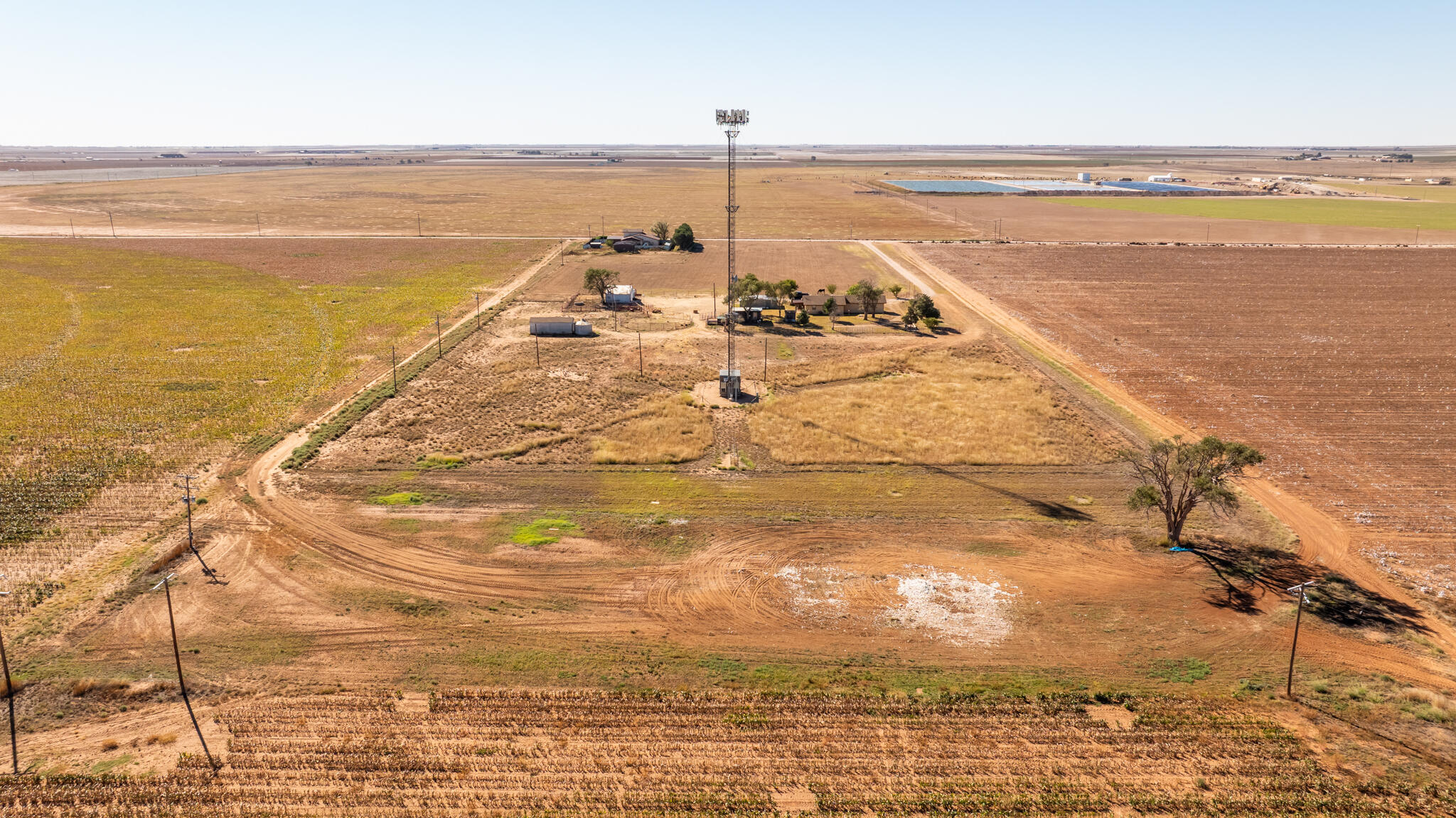 1651 Bear Road Levelland, TX 79336 - Photo 55 of 57 DJI_20251028152133_0013_D