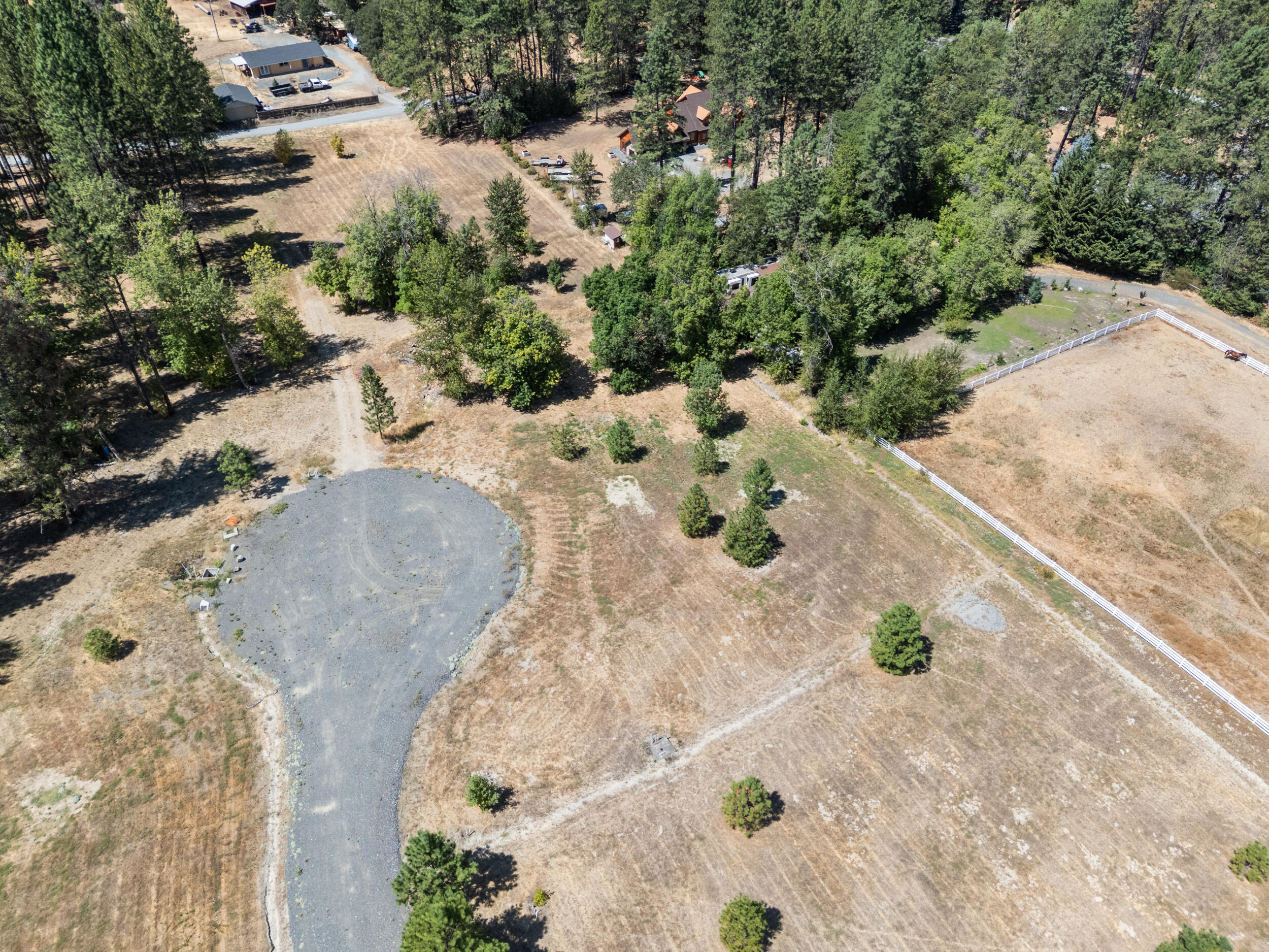 254 Deruyte Way Rogue River, OR 97537 - Photo 1 of 7 4697 e evans creek rd, rogue river-dr-18