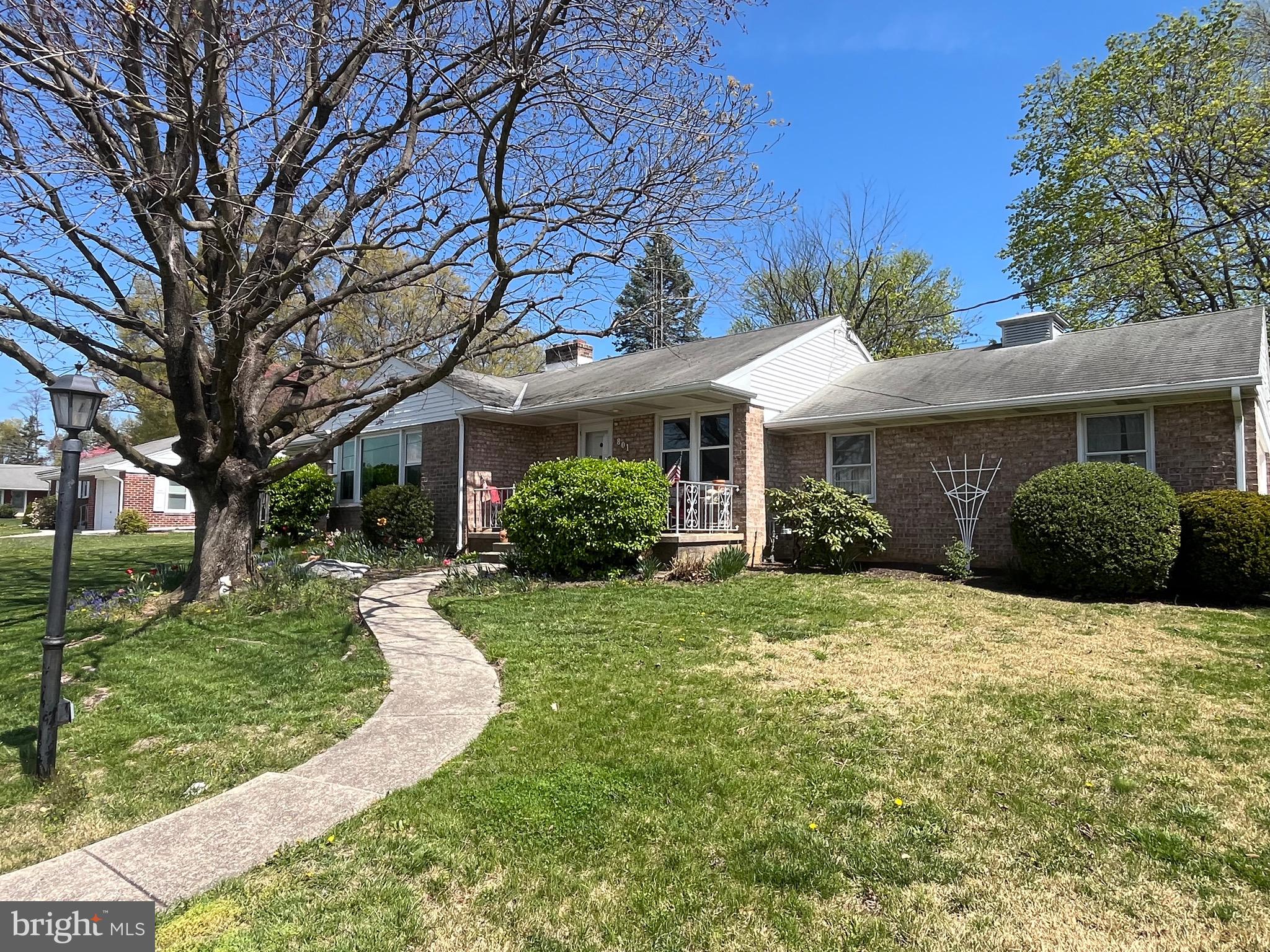 801 McCosh Street Hanover, PA 17331 - Photo 4 of 47