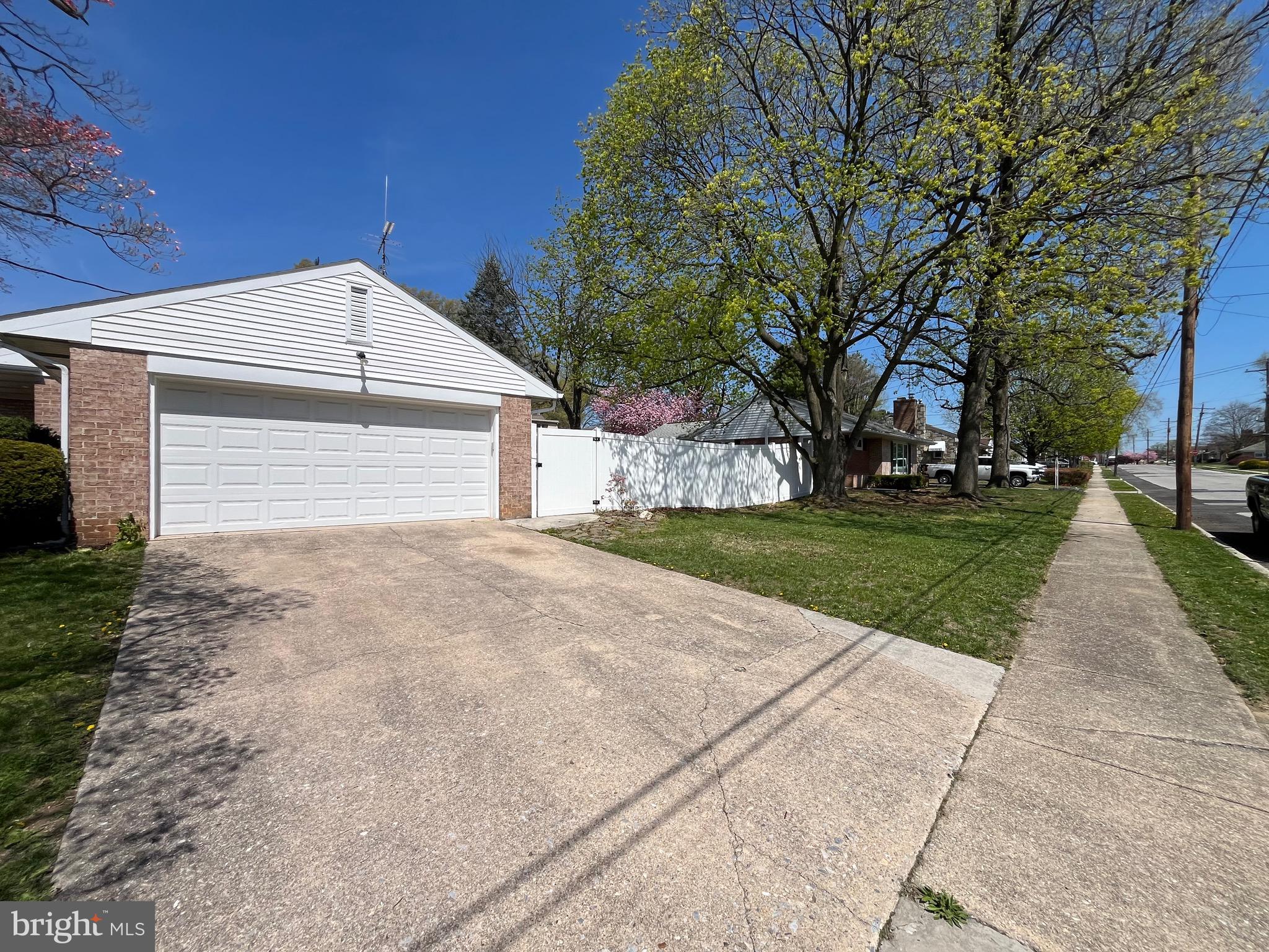 801 McCosh Street Hanover, PA 17331 - Photo 5 of 47