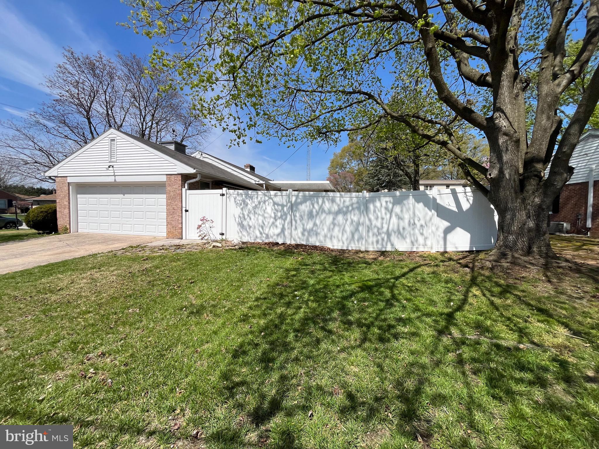 801 McCosh Street Hanover, PA 17331 - Photo 6 of 47