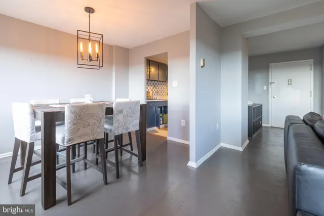 $1,700 | 1111 University Boulevard West, Unit 1411A, Silver Spring, MD 20902