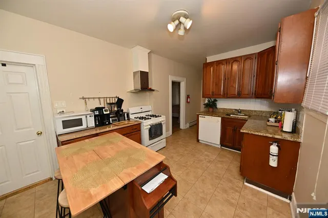 $709,999 | 72 Van Winkle Avenue, Garfield, NJ 07026