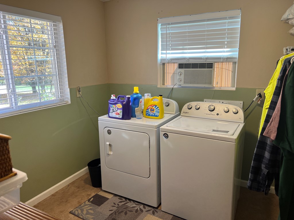 3958 Georgetown Road Polk, PA 16342 - Photo 15 of 20 a utility room with dryer and washer