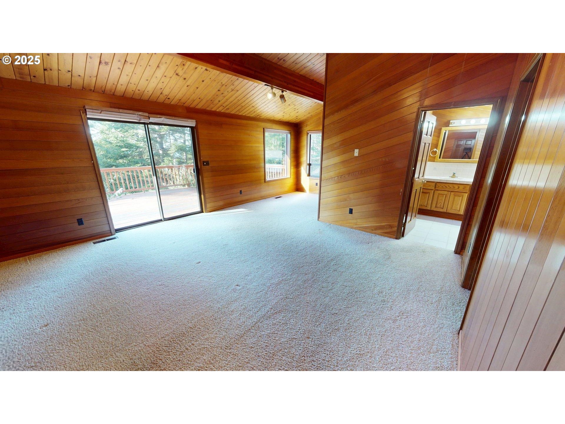 95107 Welsh Drive Gold Beach, OR 97444 - Photo 14 of 48 a open hall with stairs