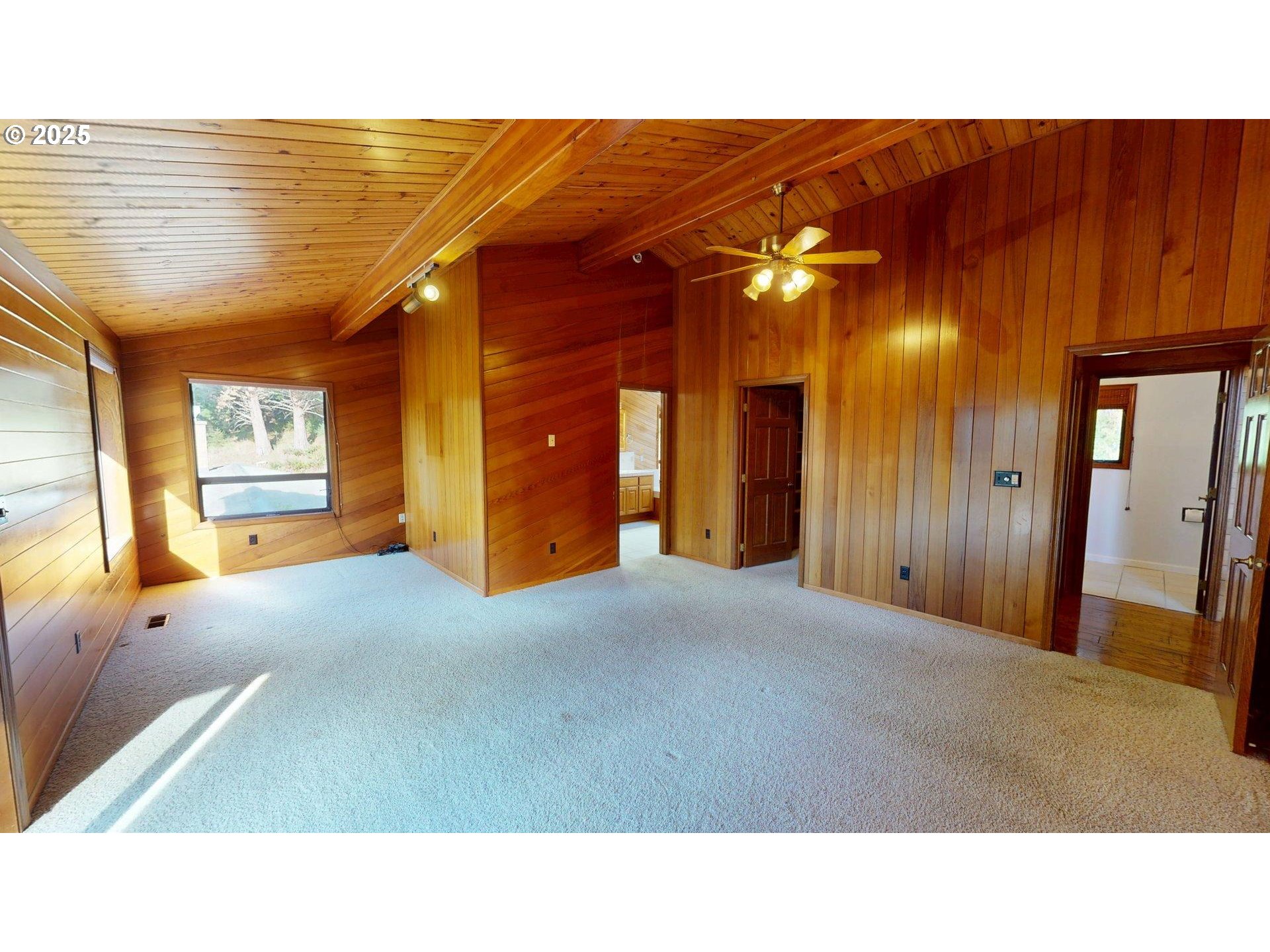 95107 Welsh Drive Gold Beach, OR 97444 - Photo 15 of 48 a open hall with a sink