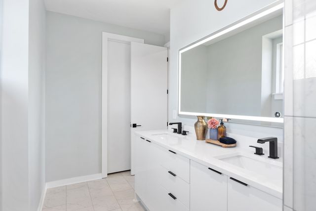 $2,390,000 | 1233 Lischey Avenue, Nashville, TN 37207