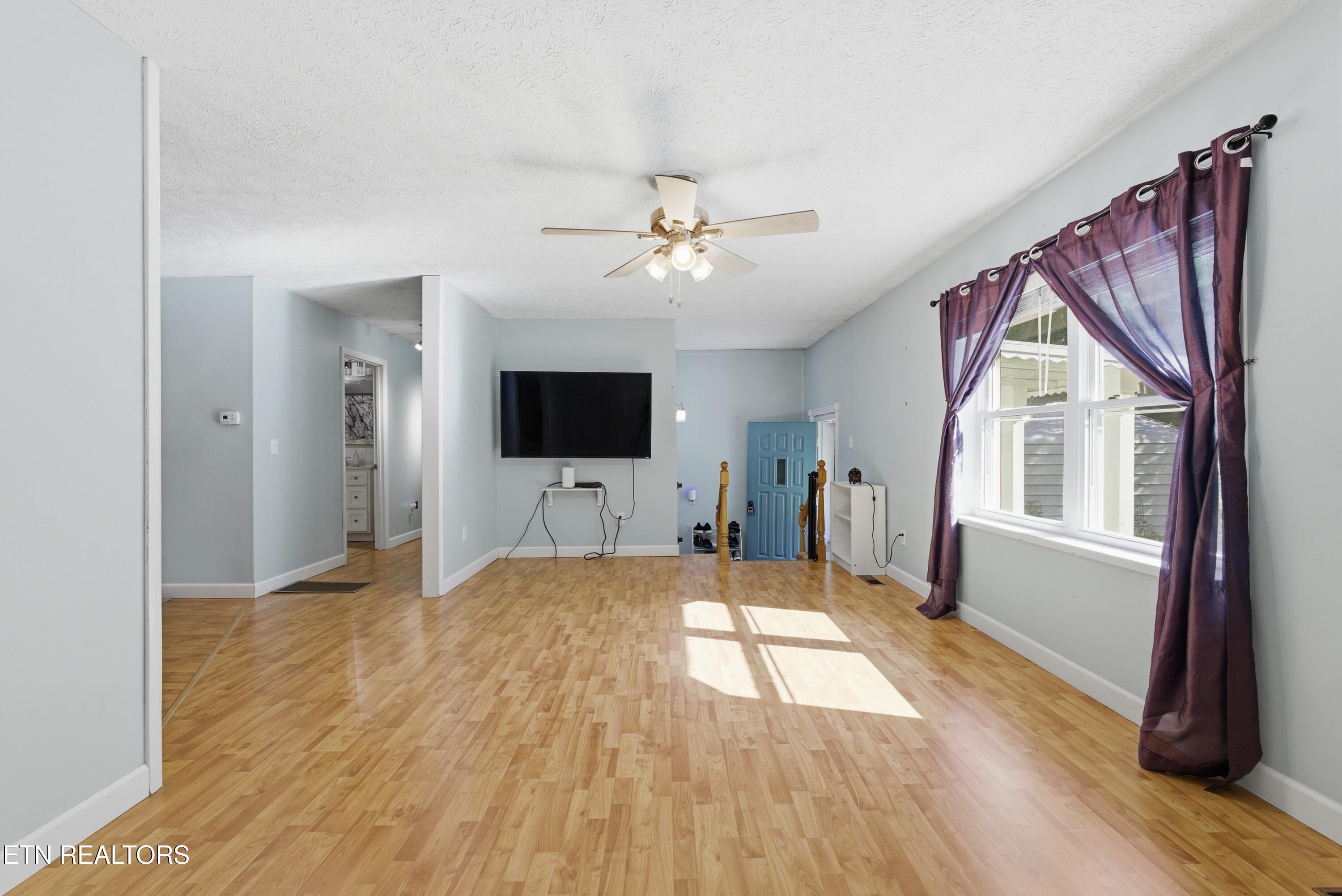 140 Walnut Street Deer Lodge, TN 37726 - Photo 16 of 37 476W9801