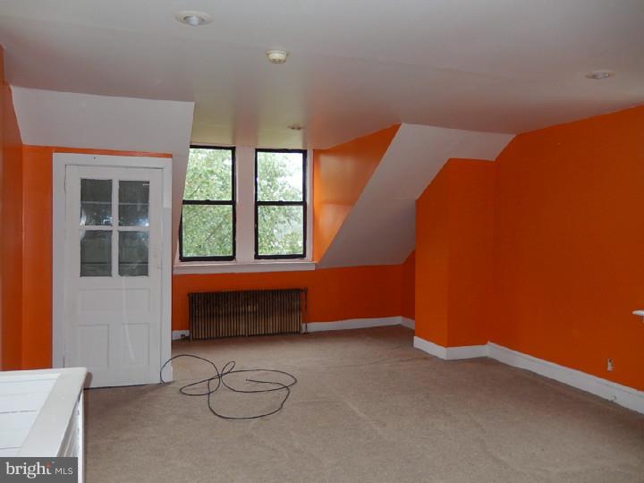 6910 Rising Sun Avenue Philadelphia, PA 19111 - Photo 18 of 19 Gallery Image 18
